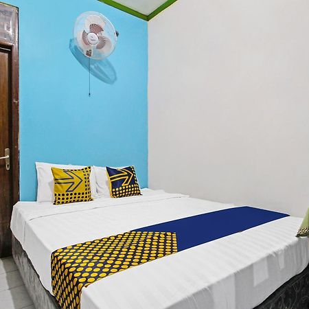 Spot On 91911 Rejeki Homestay Syariah Malioboro يوغياكارتا المظهر الخارجي الصورة