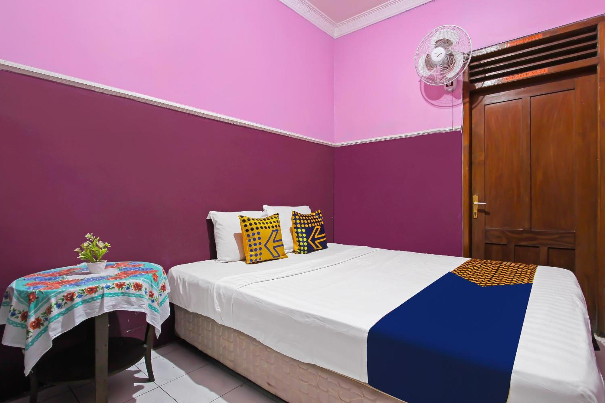 Spot On 91911 Rejeki Homestay Syariah Malioboro يوغياكارتا المظهر الخارجي الصورة